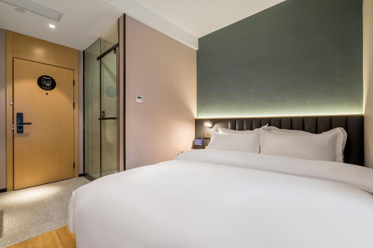 Meego Smart Select Hotel Shanghai Exterior foto